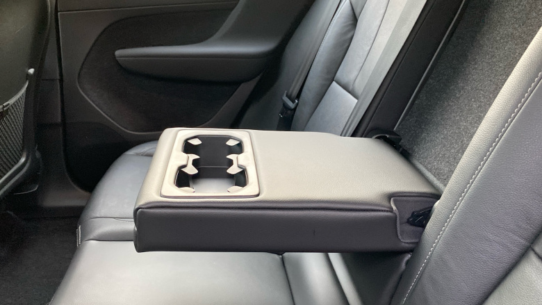 Volvo Xc40 2.0 B4P Inscription Pro 5dr Auto Petrol Estate